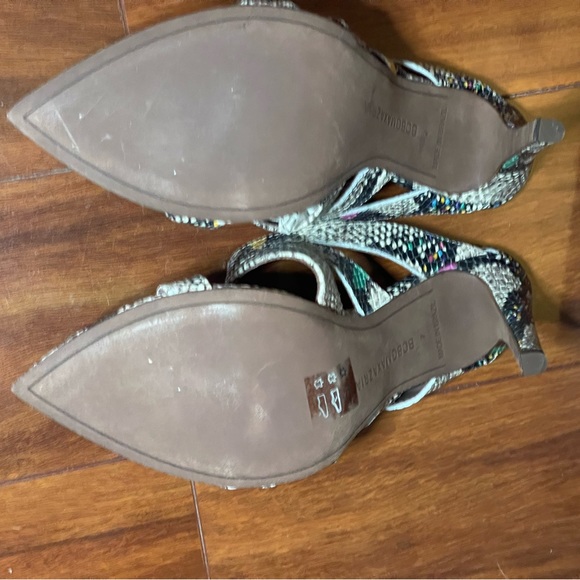 NEW IN BOX - BCBG Alexa Stiletto heels Python leather multi size 7 - Picture 5 of 6